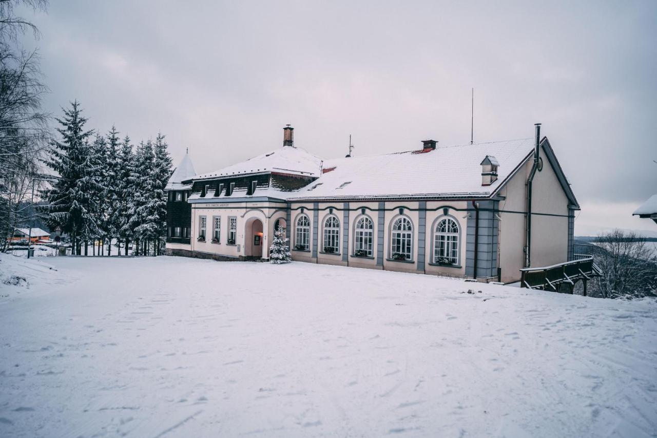 Hotel Zamecek Janovicky Broumov Dış mekan fotoğraf