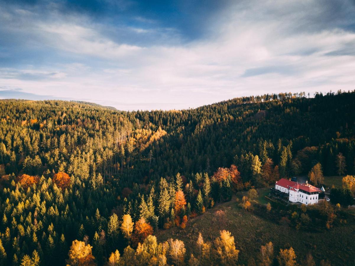 Hotel Zamecek Janovicky Broumov Dış mekan fotoğraf